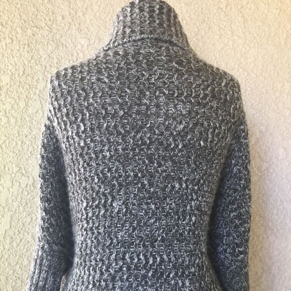 Solemio Water Fall Collar Open Cardigan Sweater Grey Women's‎ Size S/M EUC - Picture 4 of 7